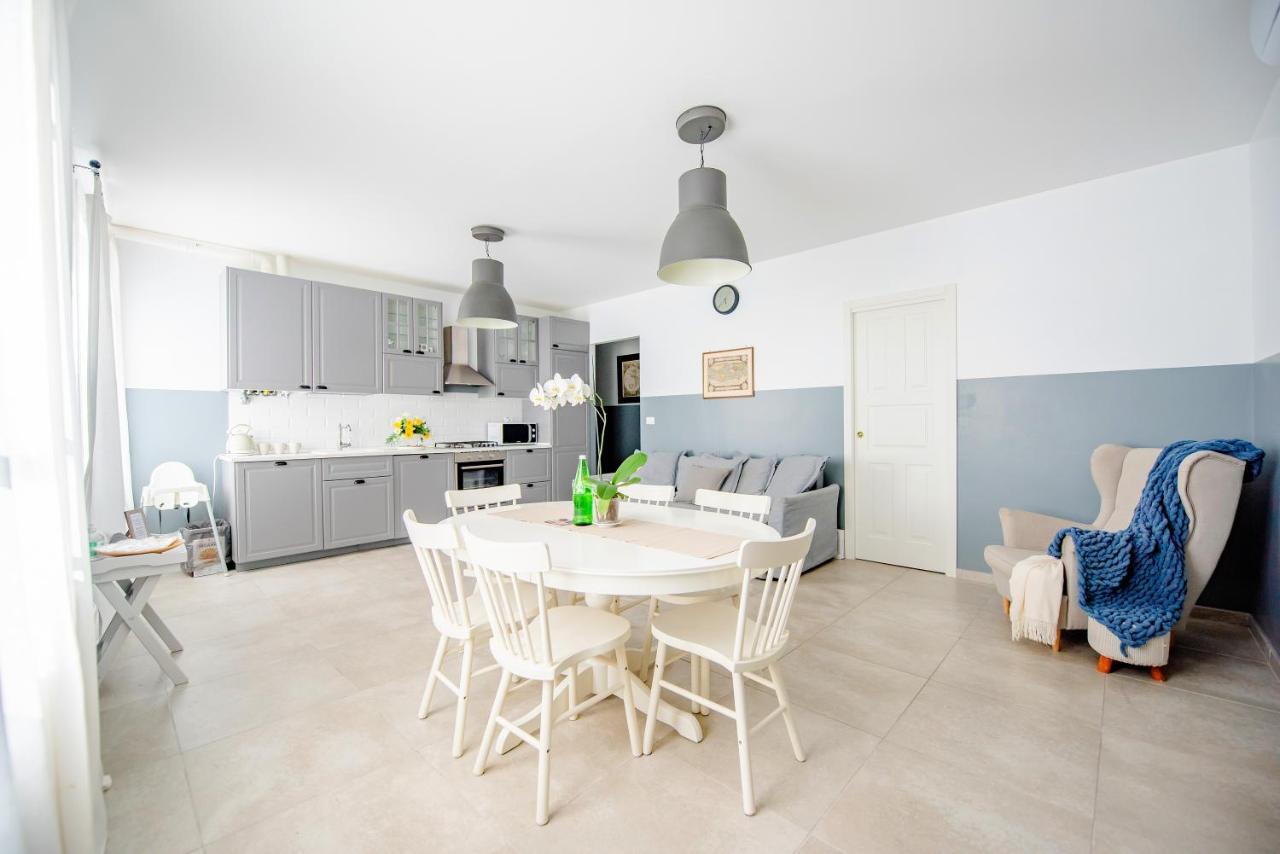 Beach Apartment In The Center سانريمو المظهر الخارجي الصورة
